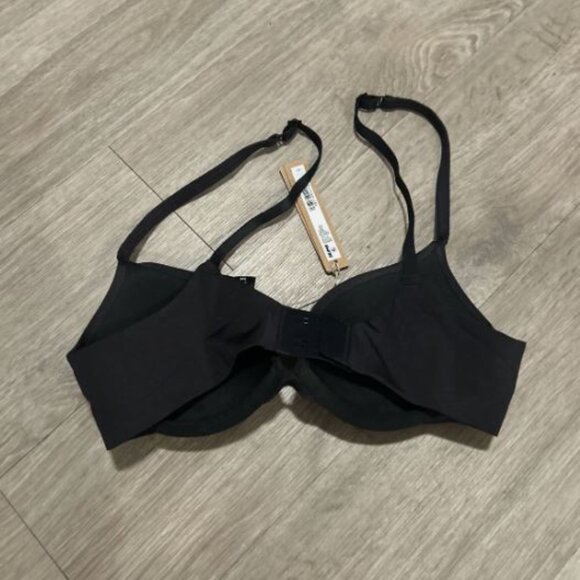 Skims Ultimate Push Up Plunge Bra Black 32B NWT - Picture 2 of 3